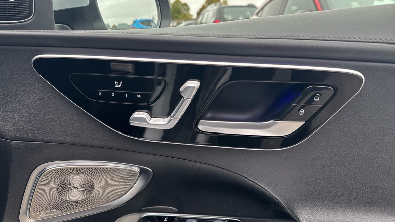 Mercedes-Benz C-Class C200 AMG Line Premium Plus 4dr 9G-Tronic Petrol Saloon